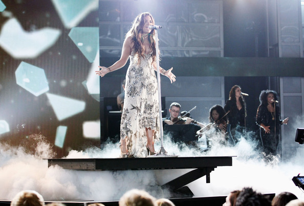 Demi Lovato 2011 VH1 Something Awards Show 2VY9sARUQvSl - Demi Lovato