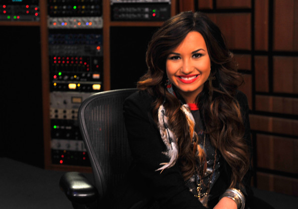 Demi Lovato Demi Lovato Live Chat Cambio Studios 6lPFXE67Gp7l