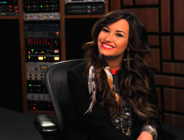 Demi Lovato Demi Lovato Live Chat Cambio Studios Kpa3rWfYgyJl