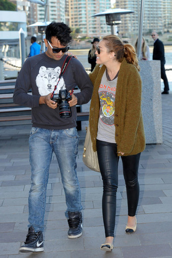 Miley Cyrus Miley Cyrus Brisbane Australia AZNwq9SHBNKl - Miley Cyrus