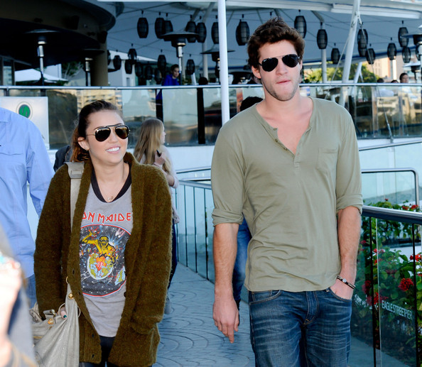 Miley Cyrus Miley Cyrus Brisbane Australia fAk4rXI7IMml - Miley Cyrus