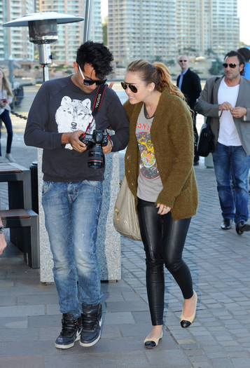 Miley Cyrus Miley Cyrus Brisbane Australia fryVucYDJ65l - Miley Cyrus