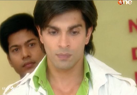 STAR17 - Dill Mill Gayye Capturi48