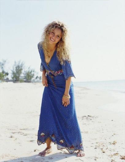 shakira-985264l