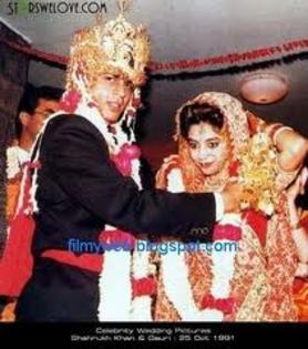 images (5) - SRK-Gauri