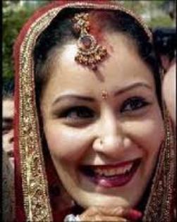 images (21) - Sanjay-Manyata Dutt