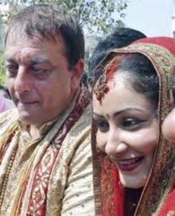 images (32) - Sanjay-Manyata Dutt