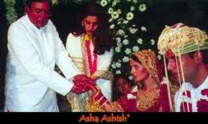 images (6) - Akshay Kumar-Twinkle khanna