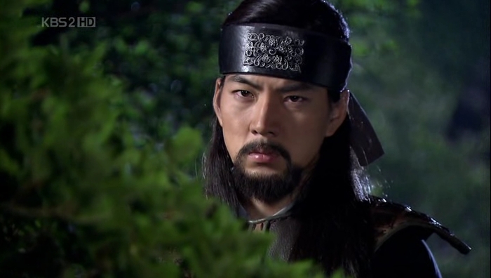 c7d8bdc549avi002342575es2