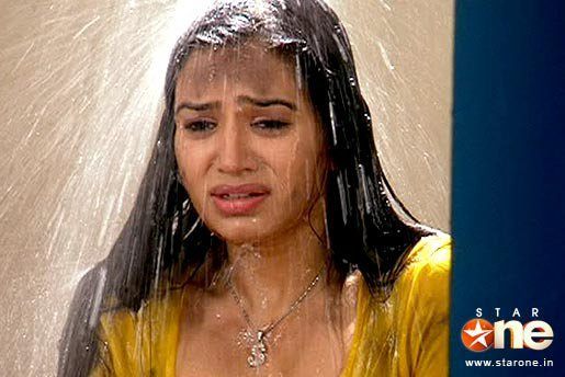 180681_152654354788147_115358885184361_246809_7984459_n - xxSukirti Kandpal-Ridhimaxx