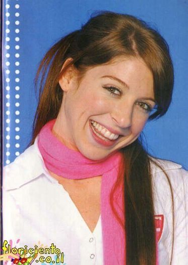 Florencia Bertotti - florencia bertotti