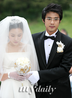 jongnamandsukhyunweddingpic