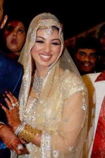 images (8) - Ayesha Takia-Farhan Azni