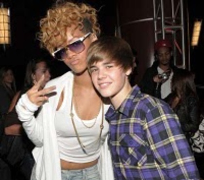 poze cu Justin Bieber - de poze cu Justin Bieber - justin bieber-rihanna