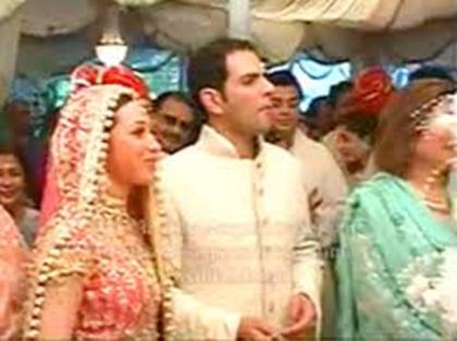 images (12) - Karishma-Sanjay Kapoor