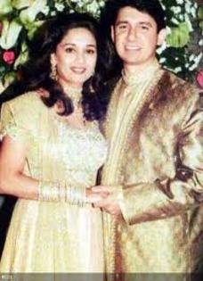 images (19) - Madhuri Dixit-Shriram Nene