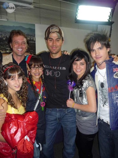 _23-eeff793e-416d-102d-9cec-0019b9d5c8df