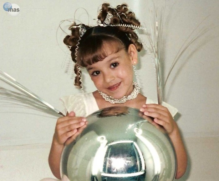 08fc59a1dc85b0102cb0dc0 - Danna Paola