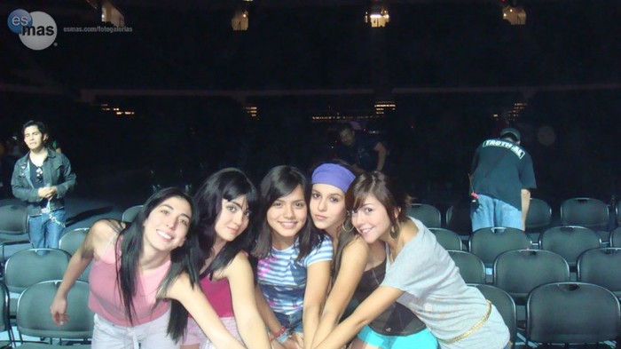 0217065c50bed7102c80b60 - Danna Paola