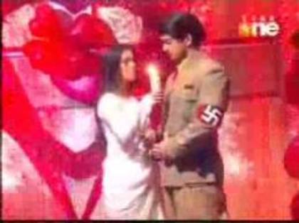 dmg abhi nikki17 - Intalnirea Inimilor-Abhi Nikki