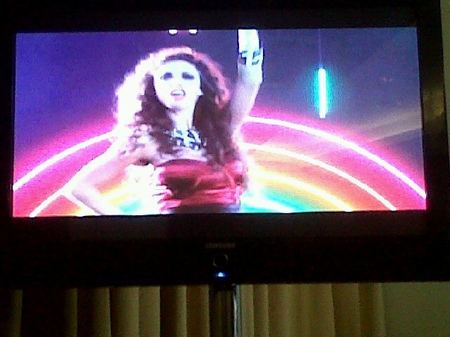 300257_267998296546548_147912375221808_1171443_2304736_n - 0 Anahi en la conferencia de MTV popland