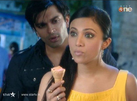 148098_139758636074277_100001204234619_235856_1604225_n - xxKaran Singh Grover si Shilpa Anandxx