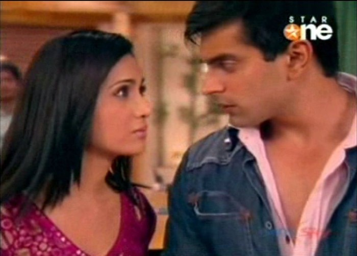 258996_128662383881817_100002141692772_218135_6643445_o - xxKaran Singh Grover si Shilpa Anandxx