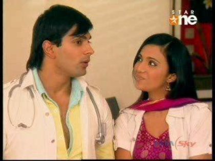 259865_131450116936377_100002141692772_231267_1610328_n - xxKaran Singh Grover si Shilpa Anandxx