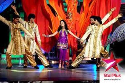 images (7) - Star Parivaar Awards 2010