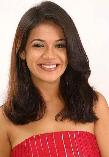 17 - DILL MILL GAYYE SHWETA GULATI AKKA DR NIKKITA MALHOTRA PICTURE GALLERY