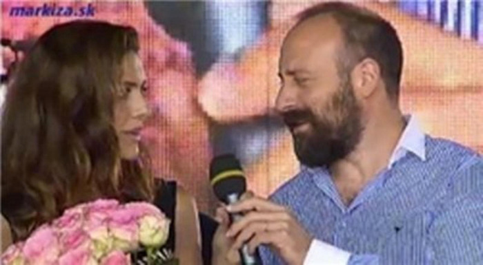 Bergu ve Halit - x - Bergu si Halit merg sa isi cunoasca fanii din Slovacia