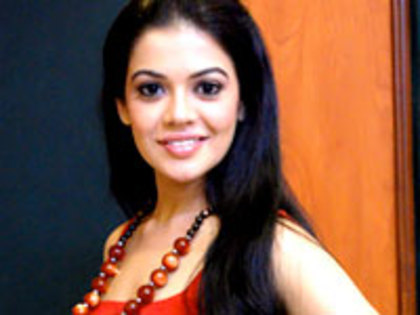 2 - DILL MILL GAYYE SHWETA GULATI AKKA DR NIKKITA MALHOTRA PICTURE GALLERY