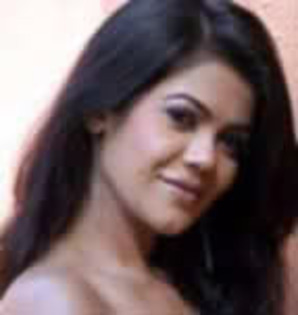 4 - DILL MILL GAYYE SHWETA GULATI AKKA DR NIKKITA MALHOTRA PICTURE GALLERY