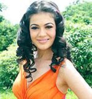 11 - DILL MILL GAYYE SHWETA GULATI AKKA DR NIKKITA MALHOTRA PICTURE GALLERY