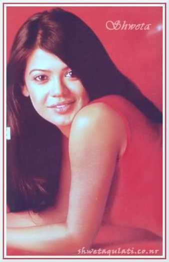 41 - DILL MILL GAYYE SHWETA GULATI AKKA DR NIKKITA MALHOTRA PICTURE GALLERY