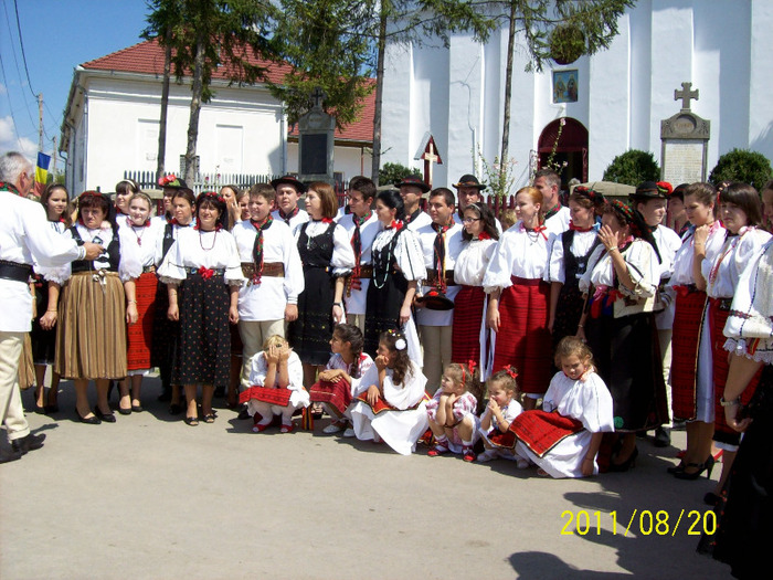 102_0644 - PALOS-ARDEAL -Fiii satului 2011