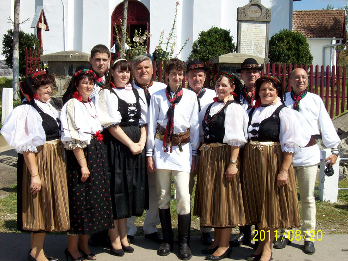 102_0693 - PALOS-ARDEAL -Fiii satului 2011