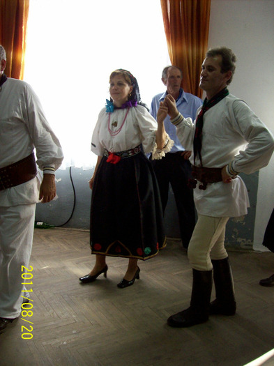 102_0740 - PALOS-ARDEAL -Fiii satului 2011