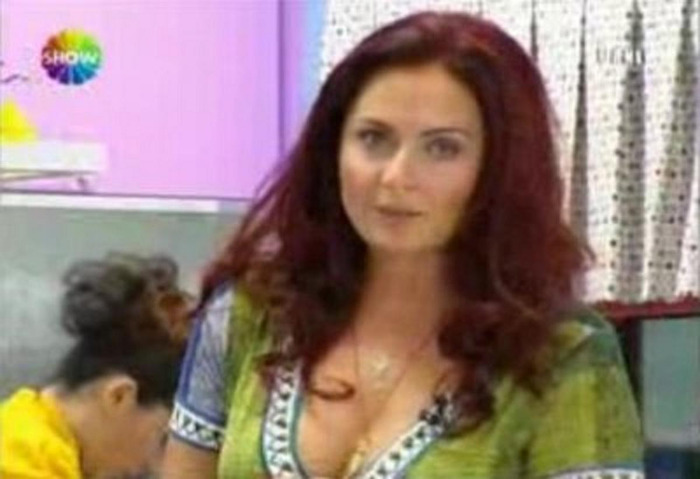 Ceyda - x - Ceyda Duvenci - TNT 10 Iunie 2010