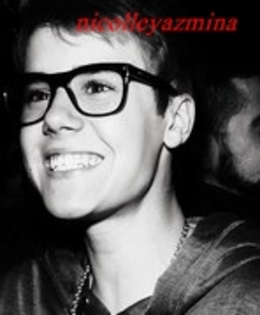 41293412_AAQAMBRHD[1] - justin bieber cel mai frumos baiat