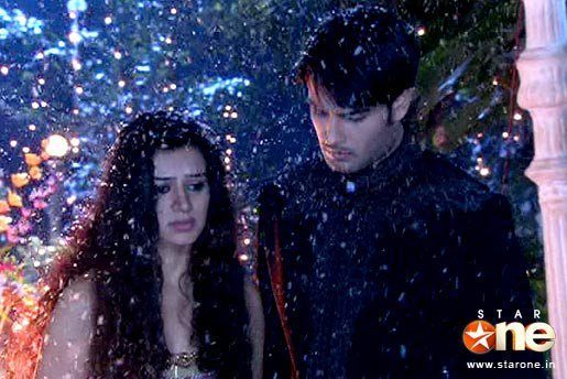 154869_138556926197890_115358885184361_175556_1773017_n - xxSukirti Kandpal si Vivian Dsena-Piya si Abhayxx