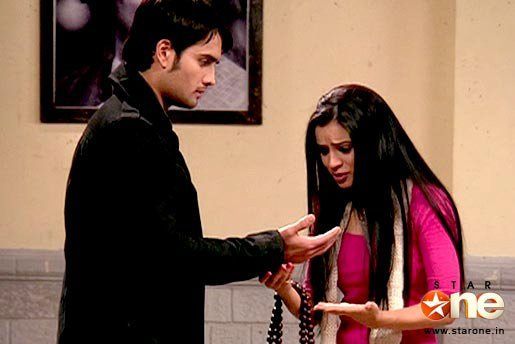 166290_145624515491131_115358885184361_215762_7154830_n - xxSukirti Kandpal si Vivian Dsena-Piya si Abhayxx