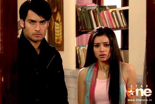 182671_155984177788498_115358885184361_262264_3960041_n - xxSukirti Kandpal si Vivian Dsena-Piya si Abhayxx