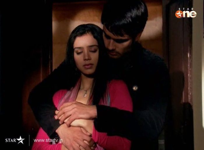 189133_154172444642301_128078377251708_334832_825282_n - xxSukirti Kandpal si Vivian Dsena-Piya si Abhayxx