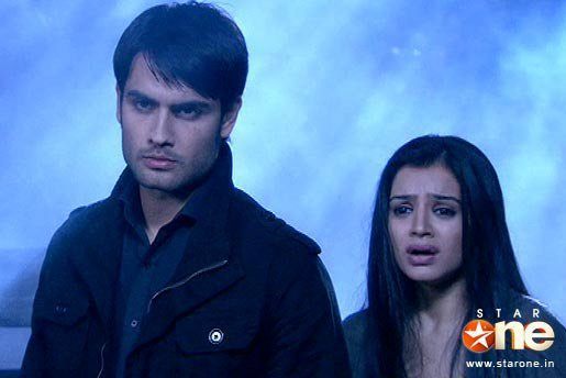 250794_172869402773075_163687603691255_452200_6093622_n - xxSukirti Kandpal si Vivian Dsena-Piya si Abhayxx