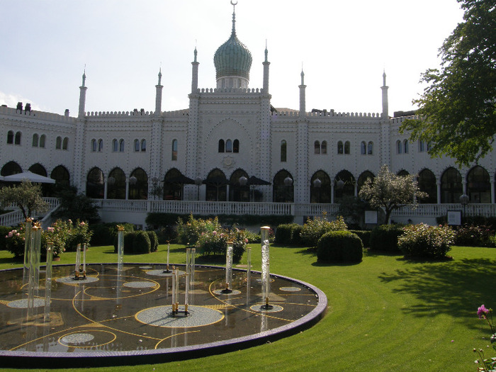 P8207083 - Tivoli Park - Copenhaga 2011