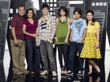 Sezonul 3 - Magicienii din Waverly Place