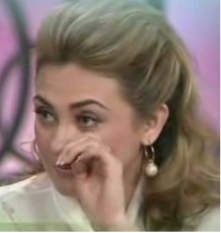 90480428 - Aracely Arambula