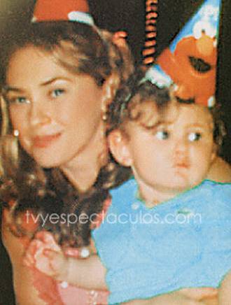 luismiyaracelyfestejanpky5 - Aracely Arambula