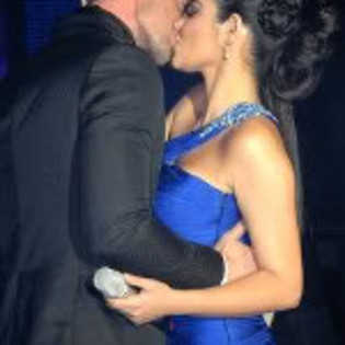 281057493 - 1-Maite-1